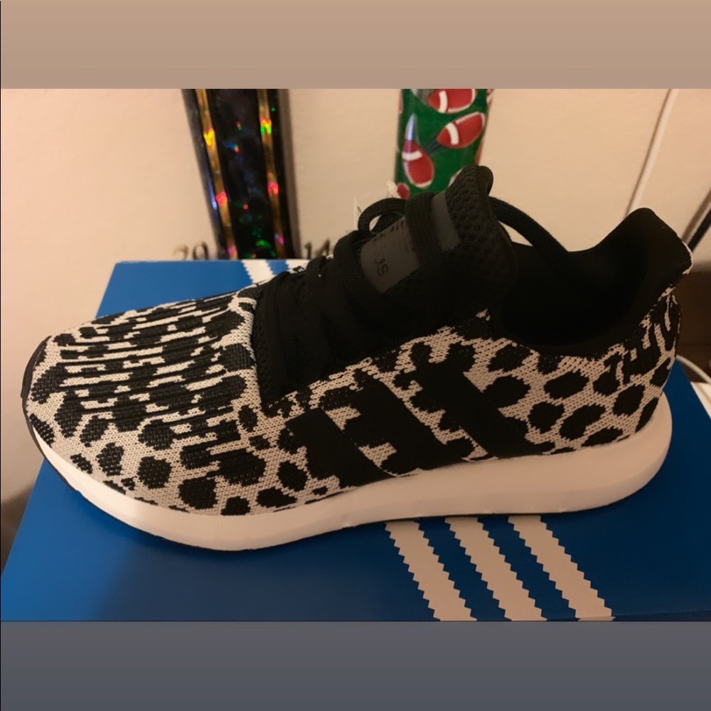 Adidas swift run size 8